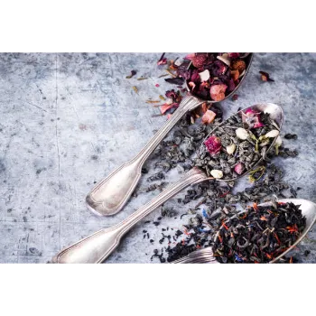 Cosmetics Dry Rose Leaves